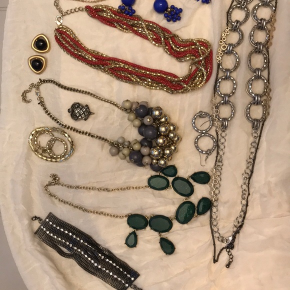 Jewelry bundle 🍒 - Picture 2 of 5